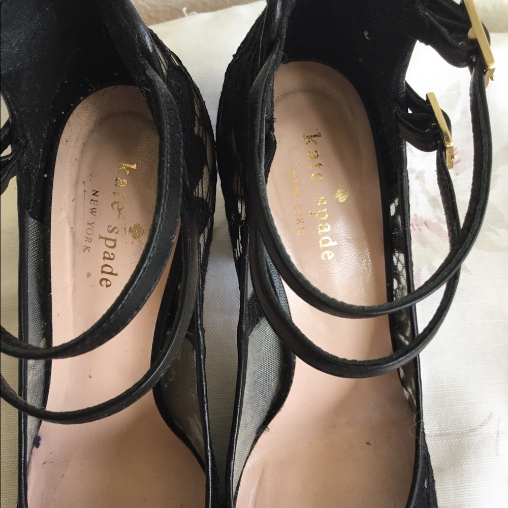 Shoes - Picture 5 of 6